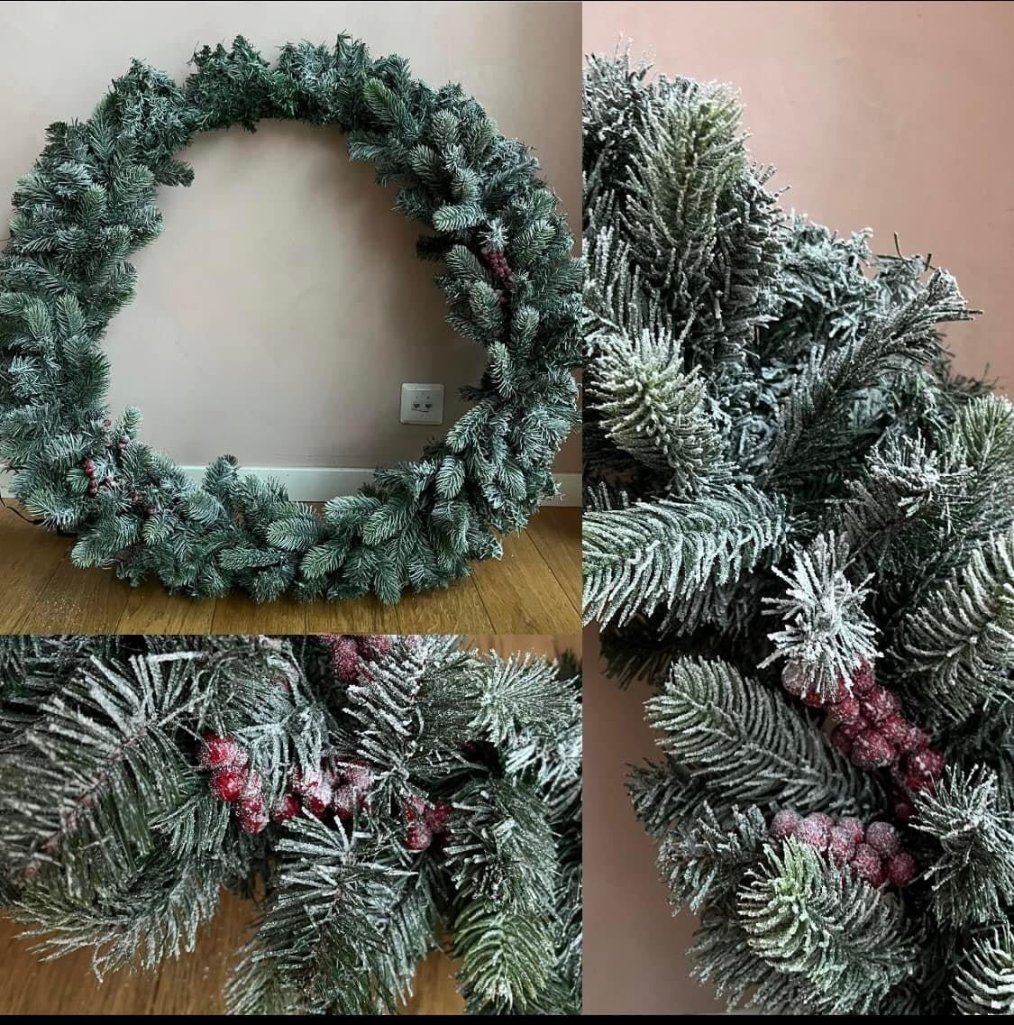 LARGE handmade Christmas wreath with lighting